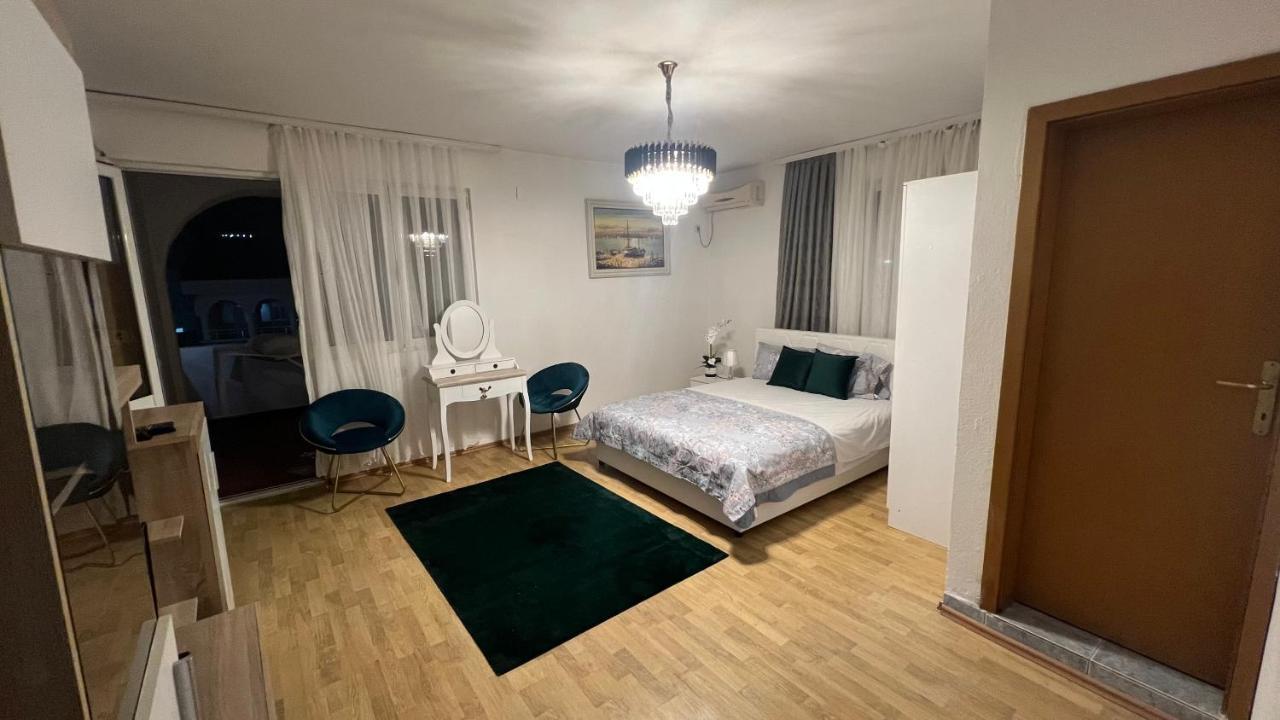 Apartments Dibra Ulcinj Exterior photo